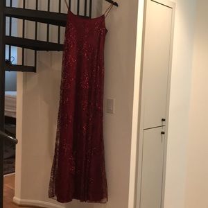 Flor length burgundy spaghetti strap gown